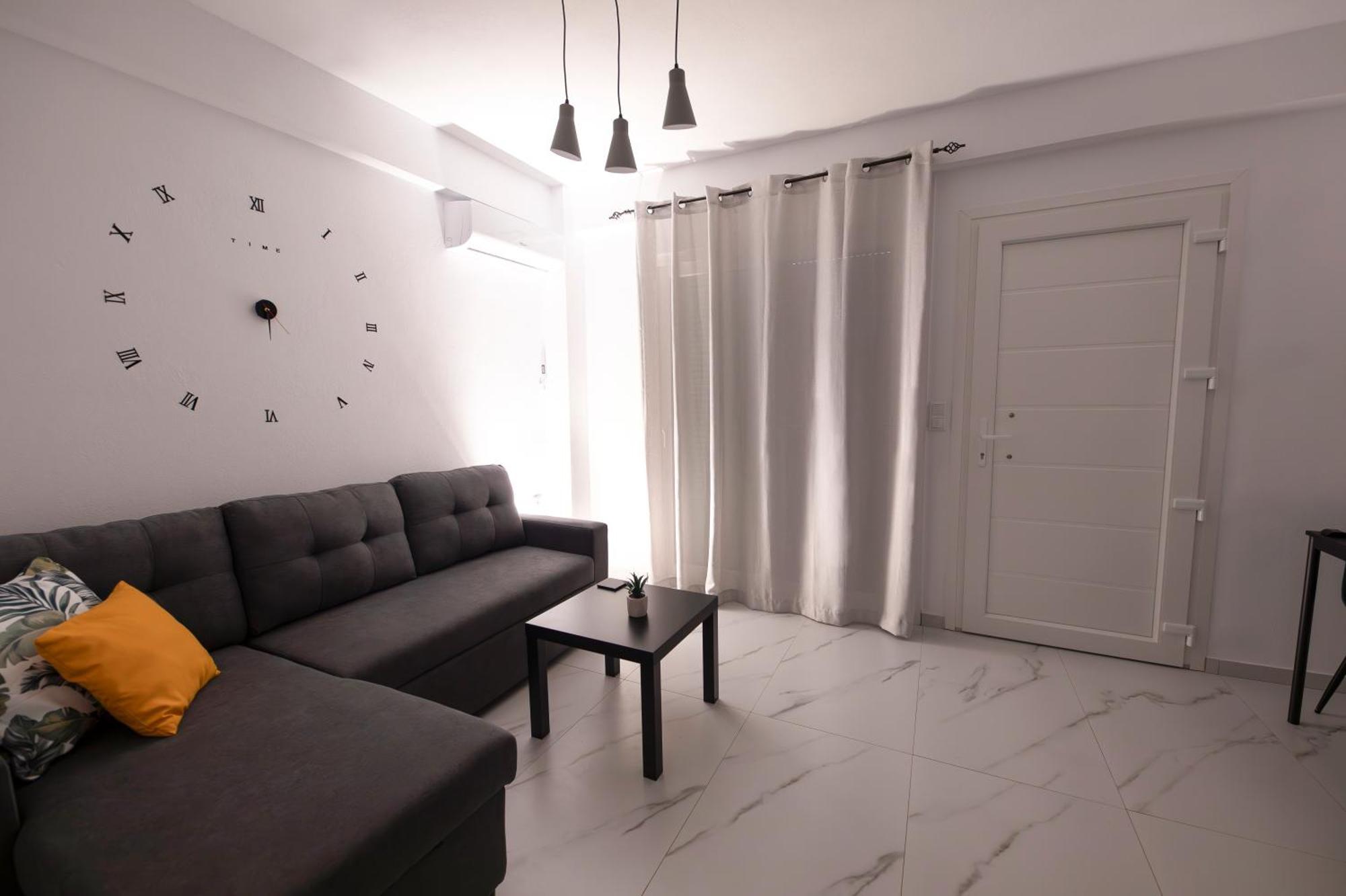 E&S Balaska Apartments Кавала Екстериор снимка