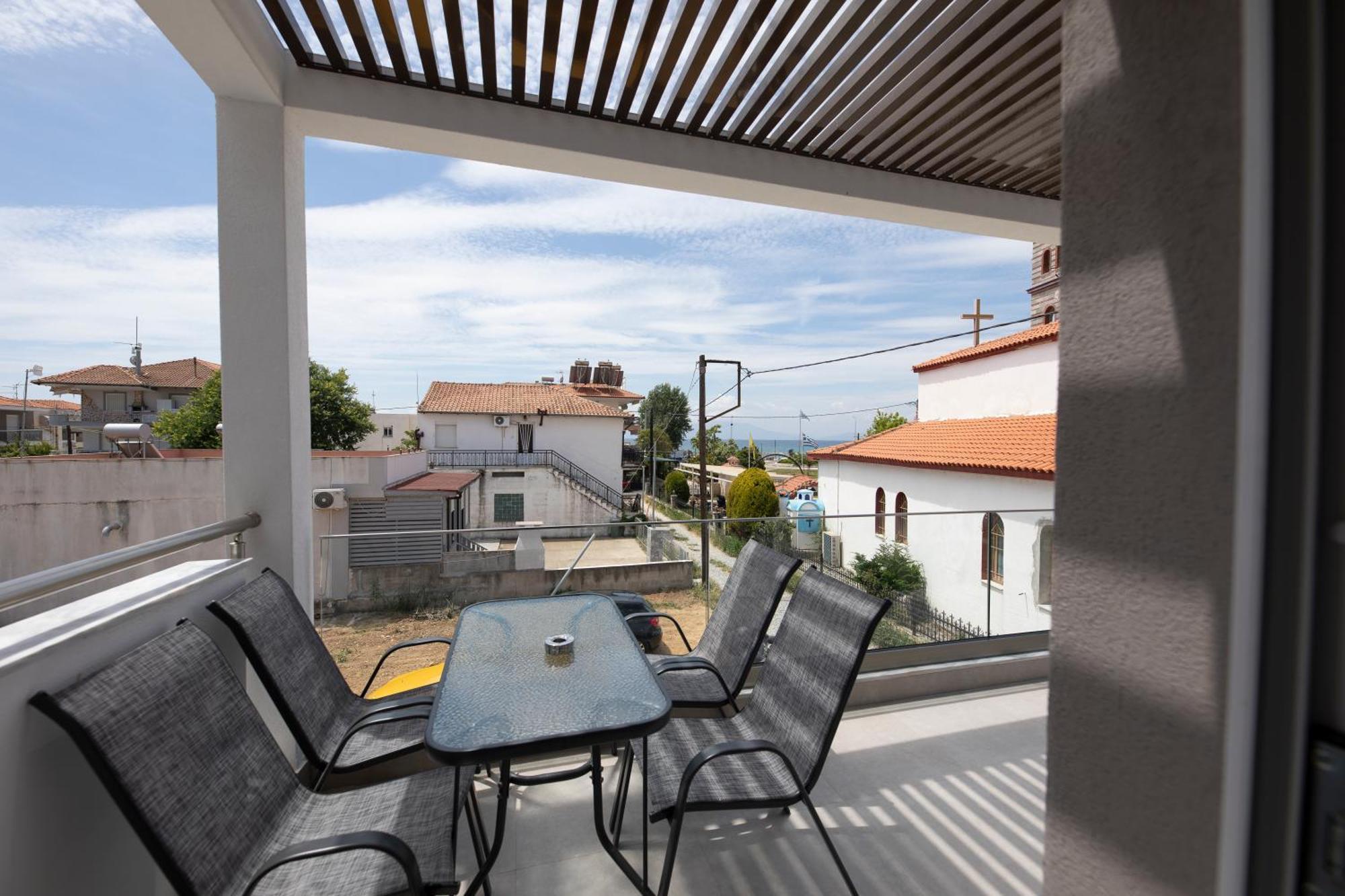 E&S Balaska Apartments Кавала Екстериор снимка