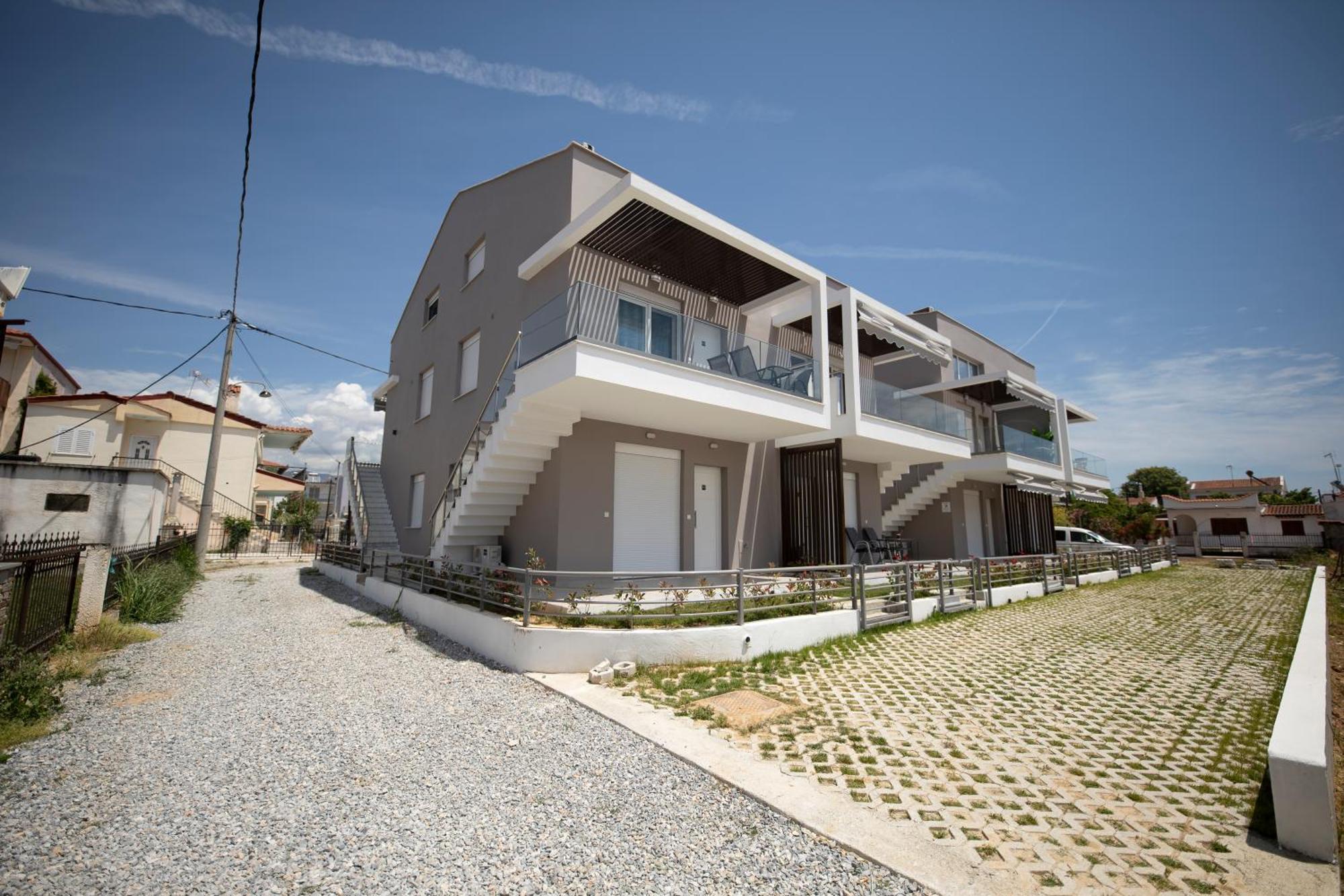 E&S Balaska Apartments Кавала Екстериор снимка